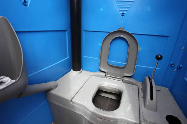 Portable Toilet Options We Offer in West End Cobb Town, AL